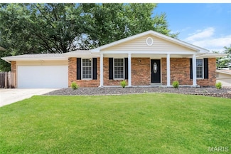 12 Oakshire Ct, Saint Peters, MO 63376