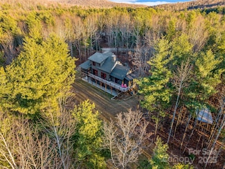 103 Duck Hope Dr, Hendersonville, NC 28739