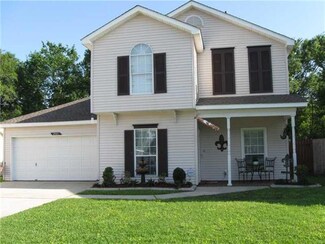 2521 Delta Pointe Dr, Marrero, LA 70072