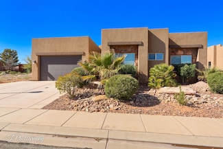 3278 S Retreat Dr, Hurricane, UT 84737