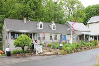 4 Chapel St, Winchester, NH 03470