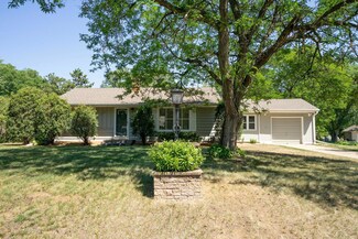 3067 Boone Ave S, Saint Louis Park, MN 55426
