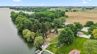 W10904 Glen Dr, Beaver Dam, WI 53916