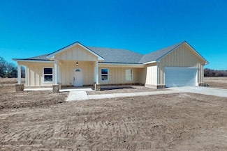 1214 E Gibtown Rd, Poolville, TX 76487