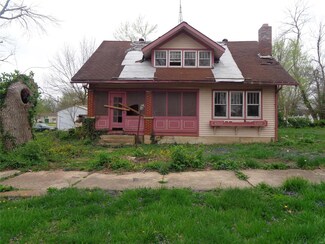 310 S Smith St, Cuba, MO 65453