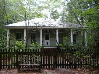 17 Green Hollow Rd, Wiggins, MS 39577