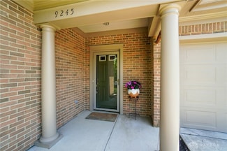 9245 Shadbush Cir Unit 9245, Dayton, OH 45458