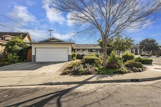 1386 Saratoga Dr, Milpitas, CA 95035