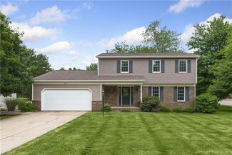 3450 Ledgewick Cir, Fairlawn, OH 44333