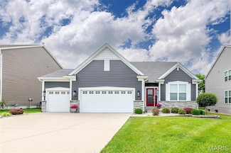 130 Royal Inverness Pkwy, Dardenne Prairie, MO 63368