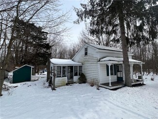 288 Bunker Hill Rd, Oswego, NY 13126