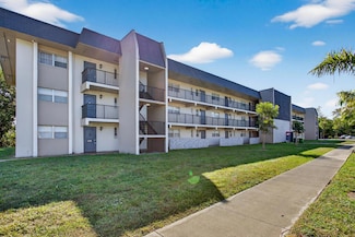 7820 Colony Cir S Unit 109, Tamarac, FL 33321