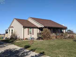 10271 W Toussaint Rd E, Oak Harbor, OH 43449