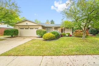 14898 Old Town Dr, Riverview, MI 48193