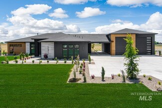 9835 Meadow Park Blvd, Middleton, ID 83644