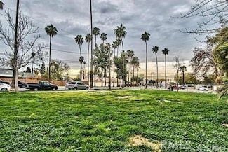 2125 7th St, Riverside, CA 92507