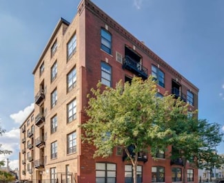 1820 N Spaulding Ave Unit 306, Chicago, IL 60647