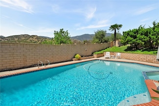 2324 Dana Ct, Claremont, CA 91711