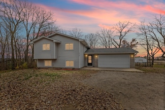 8138 165th Ave, Becker, MN 55308