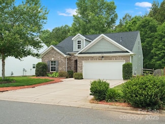 1660 Beleek Ridge Ln, Clover, SC 29710