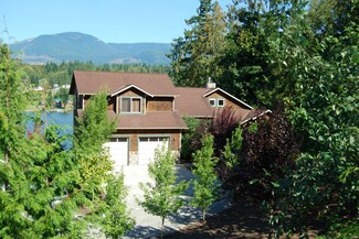 18615 W Big Lake Blvd, Mount Vernon, WA 98274