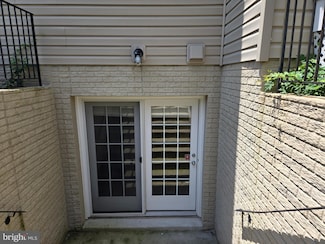 17 Moonlight Trail Ct Unit B, Silver Spring, MD 20906