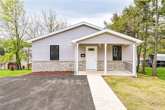 126 Froggy Way, Derry Township, PA 15661