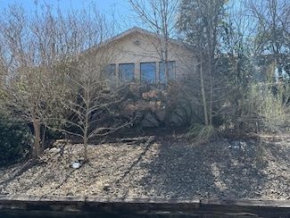 1307 Malibu Dr, Kerrville, TX 78028