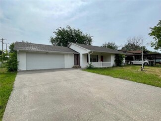 623 N 2nd St, Tecumseh, OK 74873