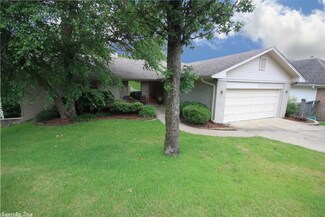 13805 Saint Michael Dr, Little Rock, AR 72211