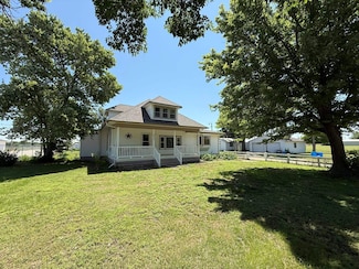 205 N County Rd, Holyrood, KS 67450
