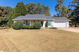 132 High Meadows Ln, Greer, SC 29651