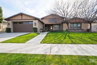12113 Parkerhill Dr, Bakersfield, CA 93311