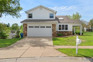 16308 Downey Terrace Ct, Ballwin, MO 63011