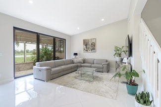 465 Prestwick Cir, Palm Beach Gardens, FL 33418