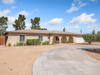 19972 Haida Rd, Apple Valley, CA 92307