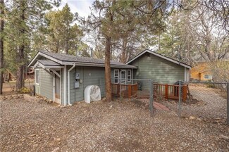 363 Cedar Ln, Sugarloaf, CA 92386