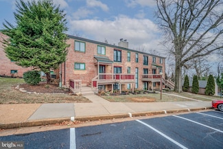 77 Paladin Dr, Wilmington, DE 19802