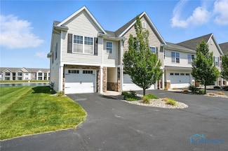 4731 Lakeside Dr, Maumee, OH 43537