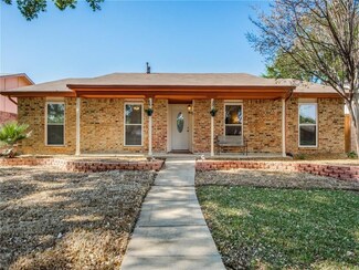 1817 Castille Dr, Carrollton, TX 75007