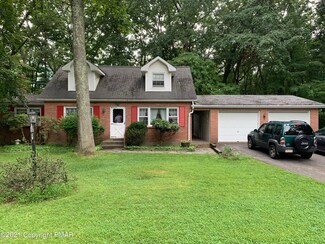 7479 Old Coach Rd, Stroudsburg, PA 18360