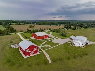 4176 Maple Tree Rd, Egg Harbor, WI 54209