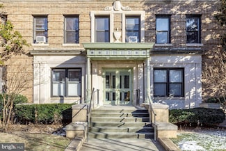 1915 16th St NW Unit 401, Washington, DC 20009