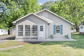 3051 Anderson St, Milan, TN 38358