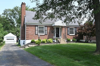 225 Tyne Rd, Louisville, KY 40207