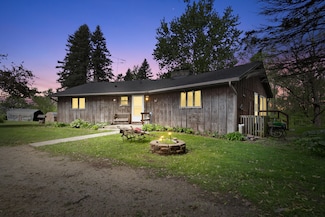 6372 Wildlife Rd, Allenton, WI 53002