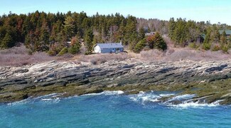 48 Cedar Beach Rd, Harpswell, ME 04003