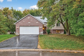 7182 Emerald Ln, Eden Prairie, MN 55346