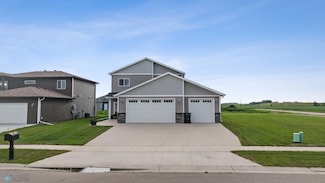 403 16th St NE, Dilworth, MN 56529