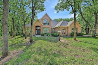 1090 Riley Rd, Whitesboro, TX 76273